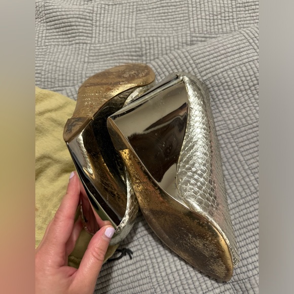 Burberry metallic wedges - Picture 3 of 4